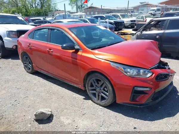 3KPF34AD6ME380257 2021 KIA FORTE - Image 1