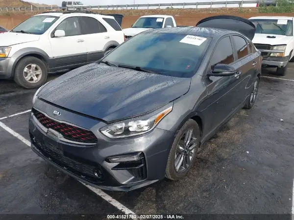 3KPF34AD6ME383076 2021 KIA FORTE - Image 2