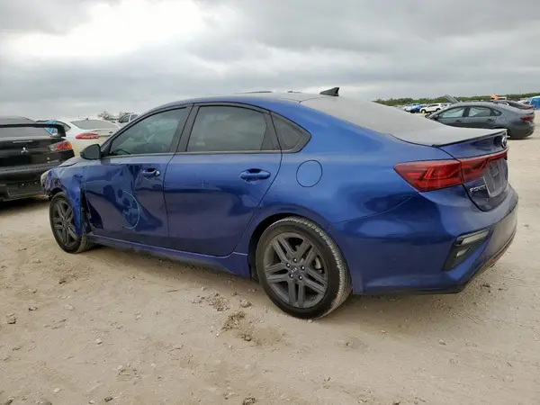 3KPF34AD6ME384566 2021 KIA FORTE - Image 2