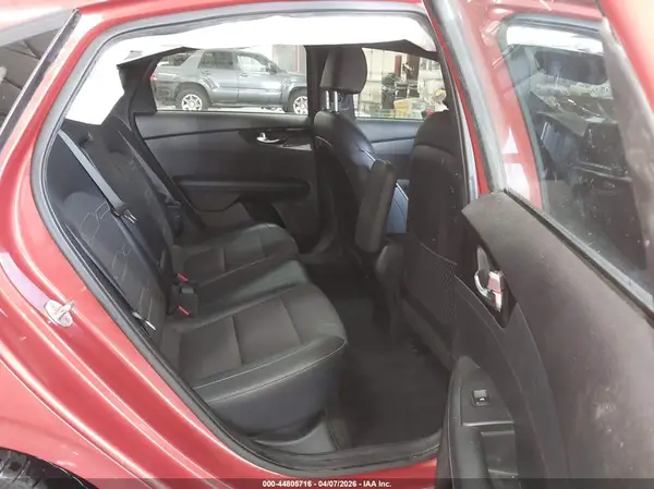 3KPF34AD6ME389864 2021 KIA FORTE - Image 8
