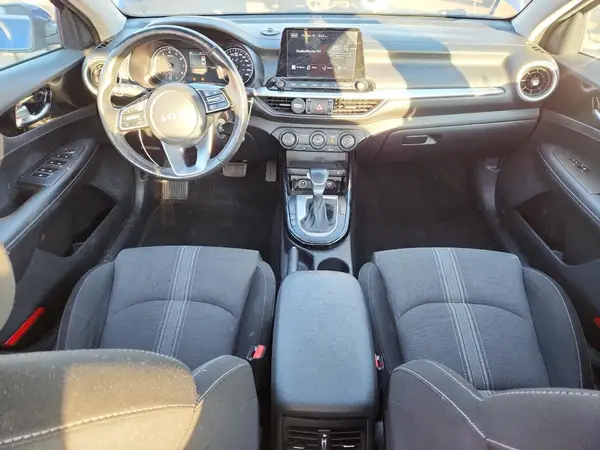 3KPF34AD6NE463317 2022 KIA FORTE - Image 8