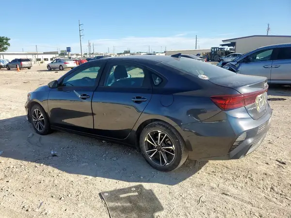 3KPF34AD6PE552892 2023 KIA FORTE - Image 2