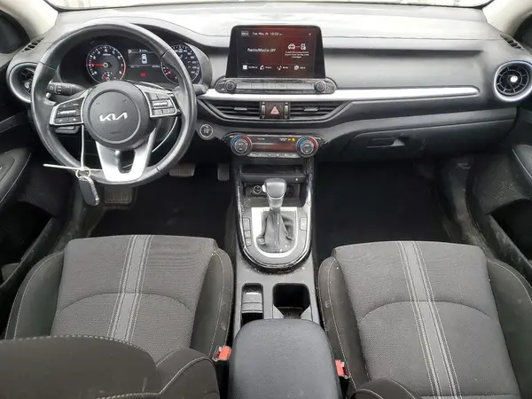 3KPF34AD6PE571360 2023 KIA FORTE - Image 8