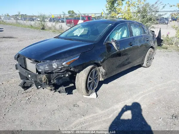 3KPF34AD6PE697234 2023 KIA FORTE - Image 2