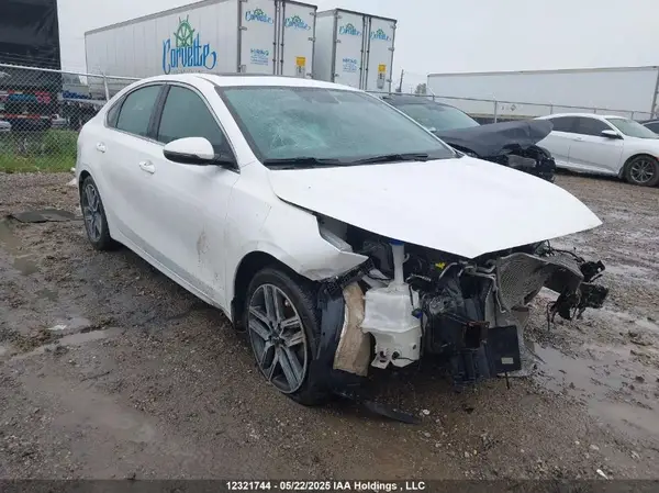 3KPF34AD6PE698013 2023 KIA FORTE - Image 1