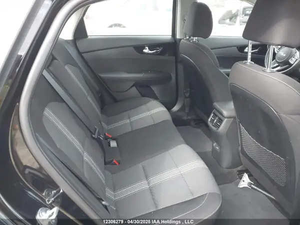 3KPF34AD6RE775711 2024 KIA FORTE - Image 8