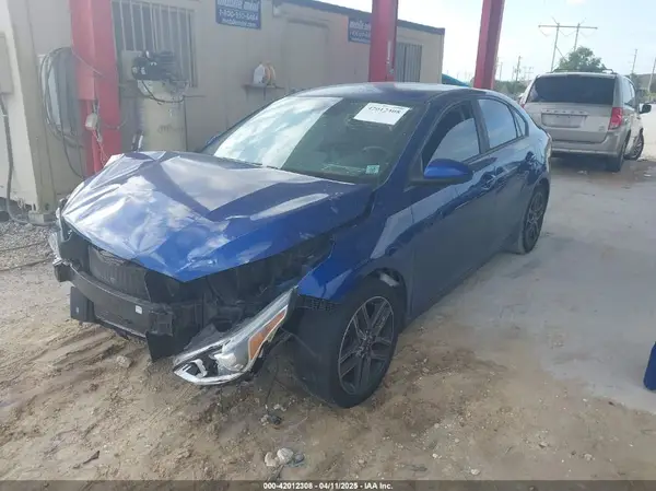 3KPF34AD7KE005118 2019 KIA FORTE - Image 2