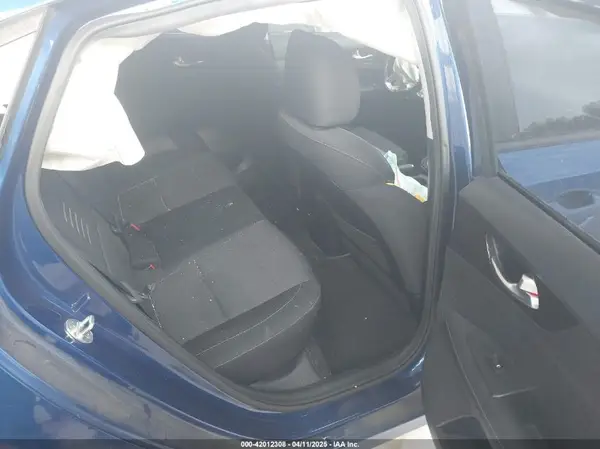 3KPF34AD7KE005118 2019 KIA FORTE - Image 8