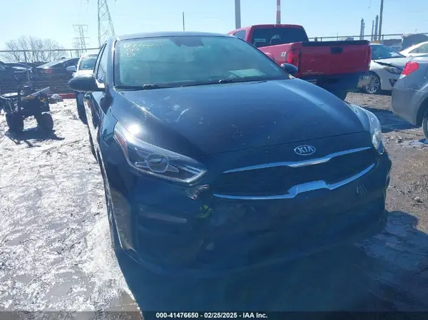 3KPF34AD7KE023814 2019 KIA FORTE - Image 1