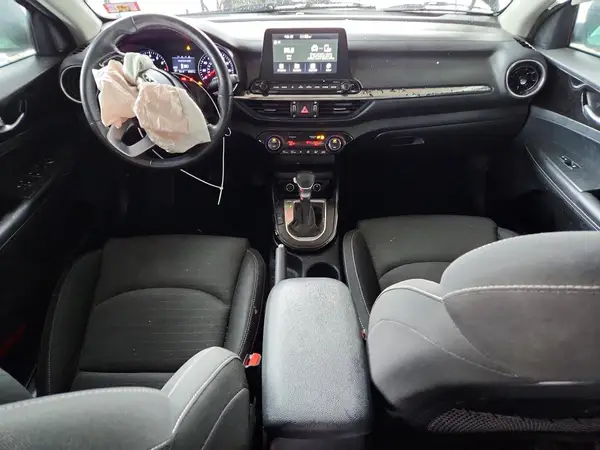 3KPF34AD7KE029094 2019 KIA FORTE - Image 8