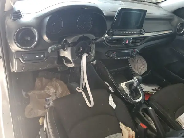 3KPF34AD7KE032626 2019 KIA FORTE - Image 8