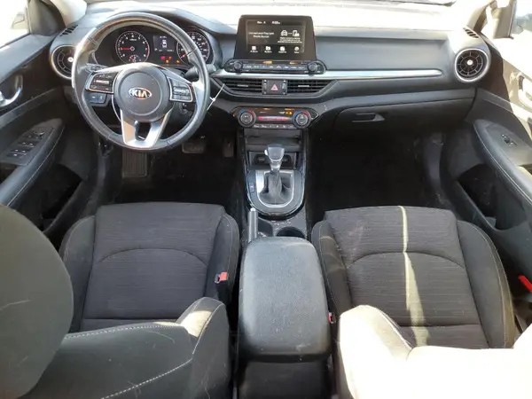 3KPF34AD7KE075329 2019 KIA FORTE - Image 8