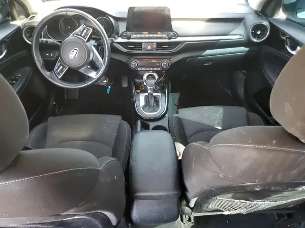 3KPF34AD7KE088114 2019 KIA FORTE - Image 8