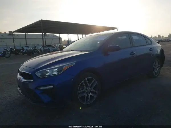 3KPF34AD7KE110645 2019 KIA FORTE - Image 2