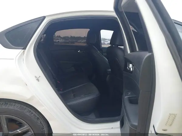 3KPF34AD7LE137720 2020 KIA FORTE - Image 8