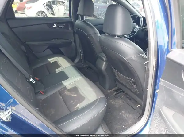 3KPF34AD7LE159393 2020 KIA FORTE - Image 8