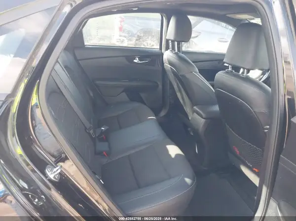 3KPF34AD7LE176484 2020 KIA FORTE - Image 8