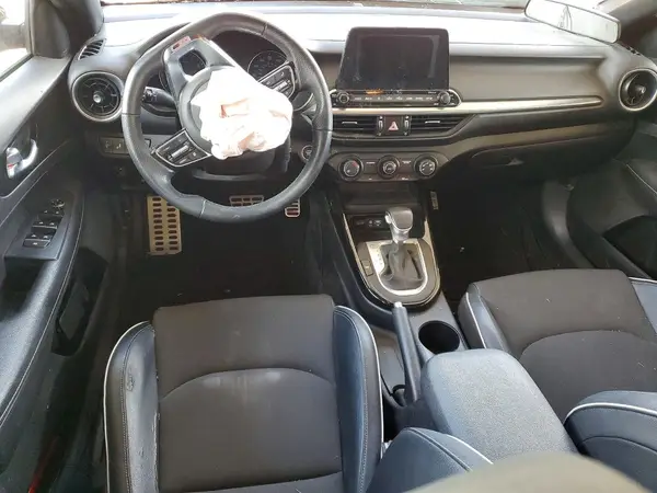 3KPF34AD7LE234268 2020 KIA FORTE - Image 8