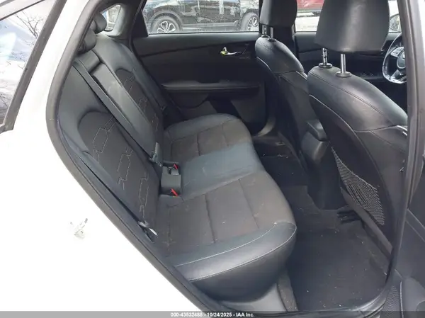 3KPF34AD7LE235033 2020 KIA FORTE - Image 8