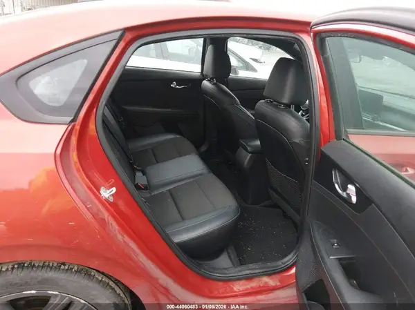 3KPF34AD7ME326899 2021 KIA FORTE - Image 8