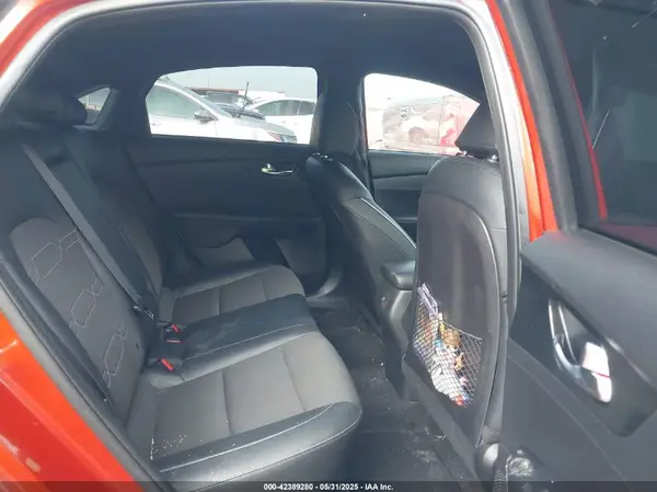 3KPF34AD7ME341063 2021 KIA FORTE - Image 8