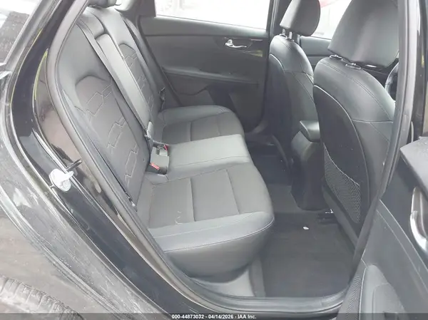 3KPF34AD7ME356856 2021 KIA FORTE - Image 8