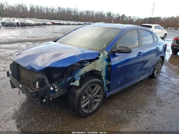 3KPF34AD7ME366187 2021 KIA FORTE - Image 2