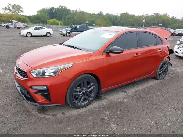 3KPF34AD7ME366982 2021 KIA FORTE - Image 2