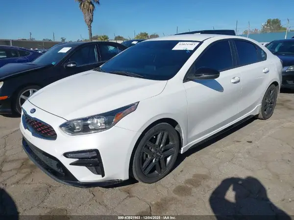 3KPF34AD7ME367629 2021 KIA FORTE - Image 2