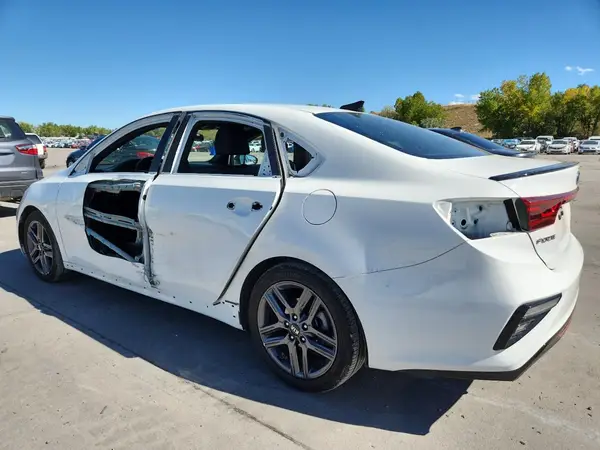 3KPF34AD7ME380591 2021 KIA FORTE - Image 2