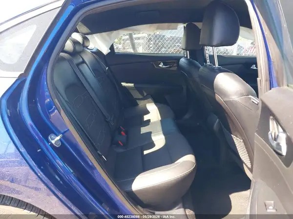 3KPF34AD7ME380929 2021 KIA FORTE - Image 8