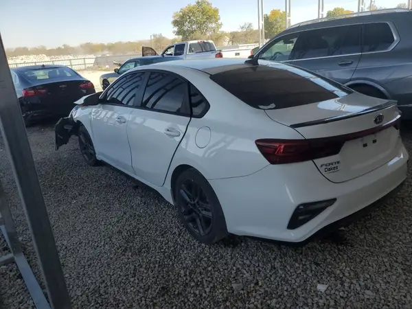 3KPF34AD7ME381787 2021 KIA FORTE - Image 2