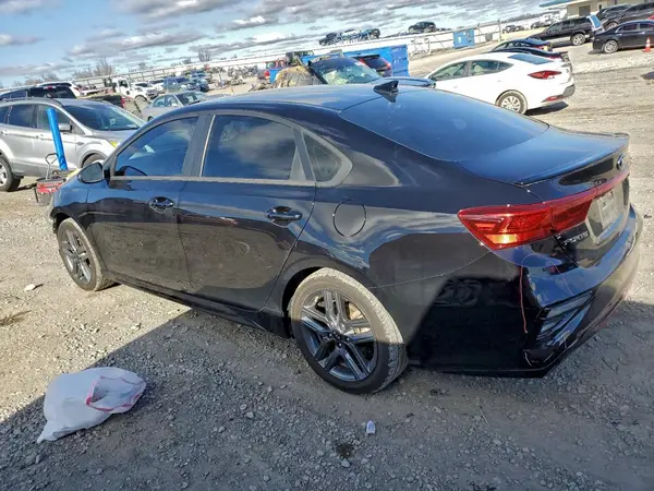 3KPF34AD7ME385497 2021 KIA FORTE - Image 2