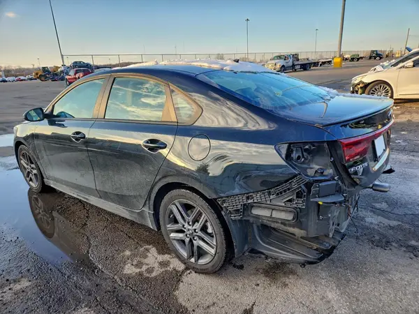 3KPF34AD7ME398623 2021 KIA FORTE - Image 2