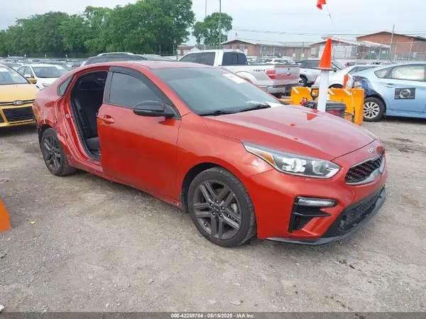 3KPF34AD7ME410270 2021 KIA FORTE - Image 1