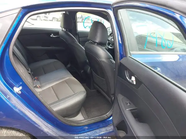 3KPF34AD7ME424069 2021 KIA FORTE - Image 8