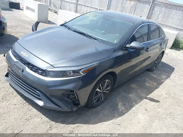 3KPF34AD7NE504649 2022 KIA FORTE - Image 2