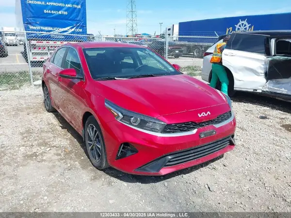 3KPF34AD7NE521158 2022 KIA FORTE - Image 1