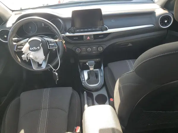 3KPF34AD7PE540229 2023 KIA FORTE - Image 8