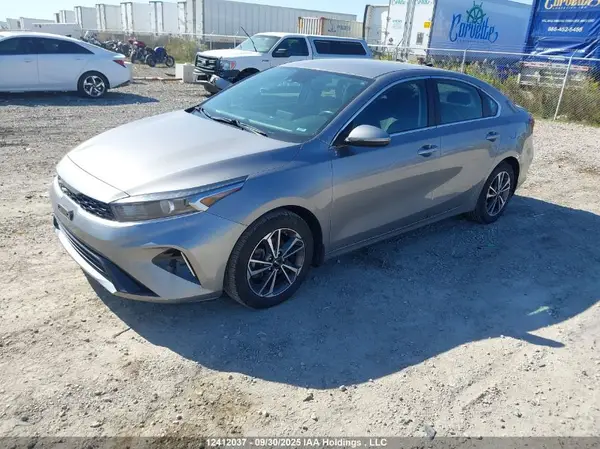 3KPF34AD7PE624826 2023 KIA FORTE - Image 2