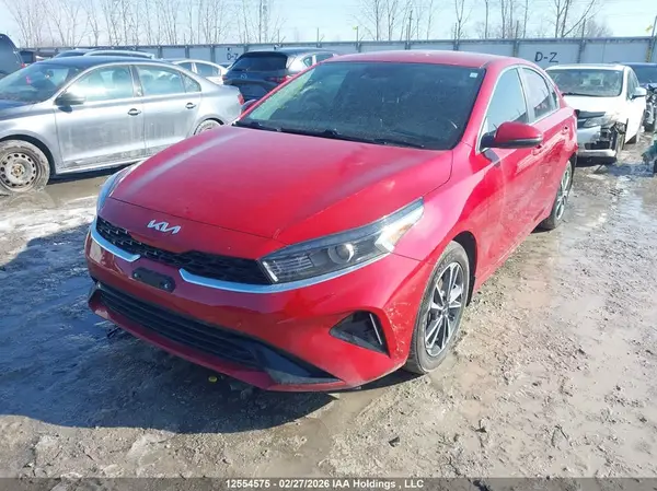 3KPF34AD7RE715808 2024 KIA FORTE - Image 2