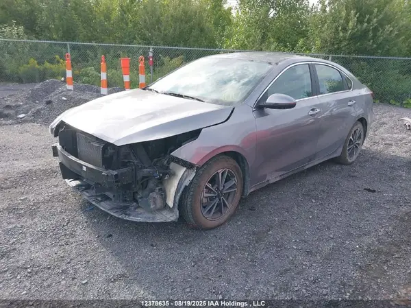 3KPF34AD7RE793960 2024 KIA FORTE - Image 2