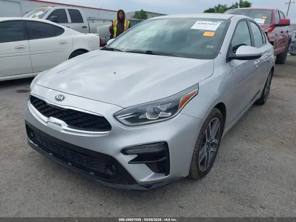 3KPF34AD8KE011509 2019 KIA FORTE - Image 2