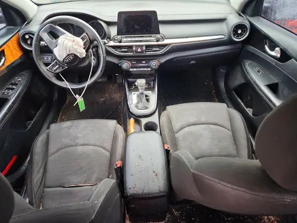 3KPF34AD8KE017097 2019 KIA FORTE - Image 8
