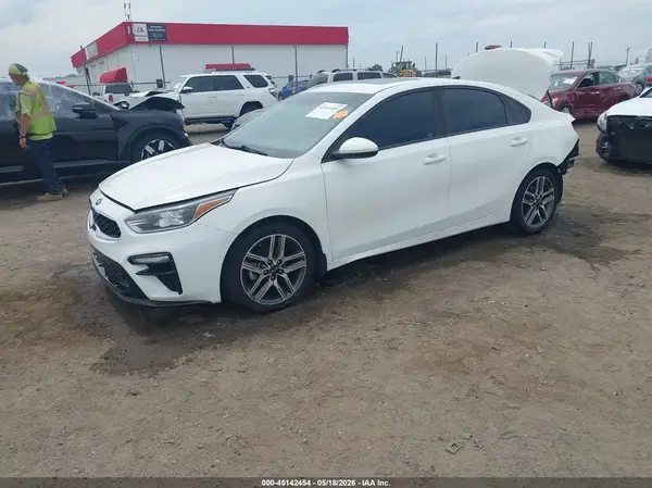 3KPF34AD8KE022428 2019 KIA FORTE - Image 2