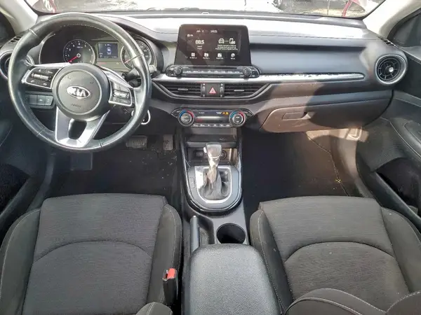 3KPF34AD8KE025426 2019 KIA FORTE - Image 8