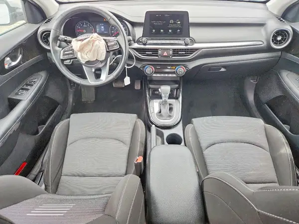 3KPF34AD8KE027371 2019 KIA FORTE - Image 8