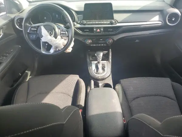 3KPF34AD8KE028777 2019 KIA FORTE - Image 8