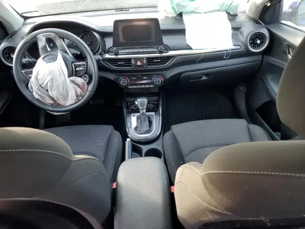 3KPF34AD8KE035485 2019 KIA FORTE - Image 8