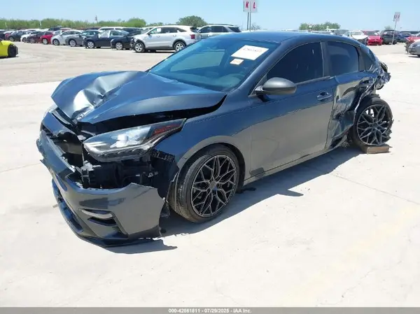 3KPF34AD8KE045725 2019 KIA FORTE - Image 2